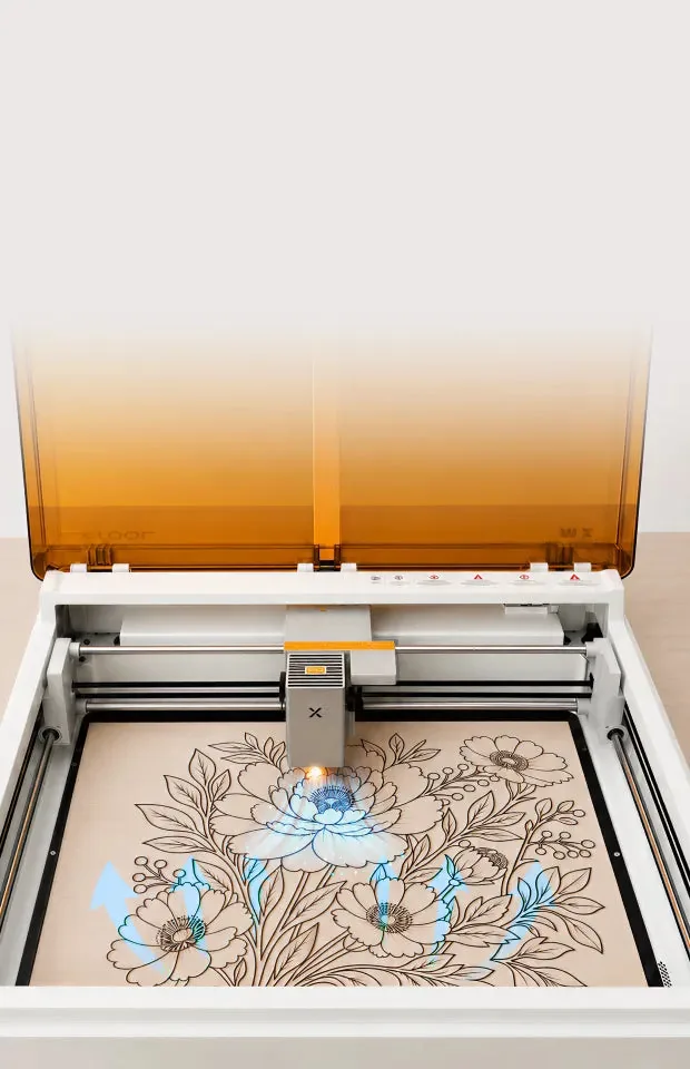 Laser gravando um desenho floral em madeira